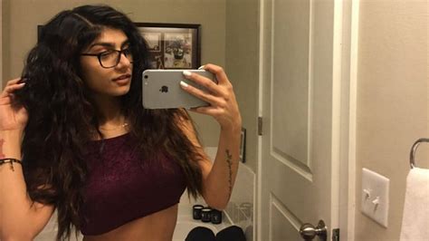 mia khalifa porn pictures